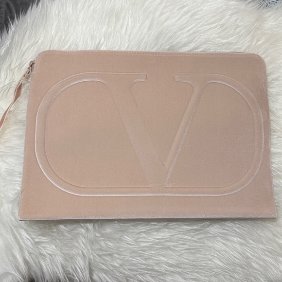Valentino Beauty Blush Nude Logo Clutch / Laptop Pouch - Picture 5 of 12